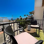 A2407 Charming Townhouse With Sea Views And Pool