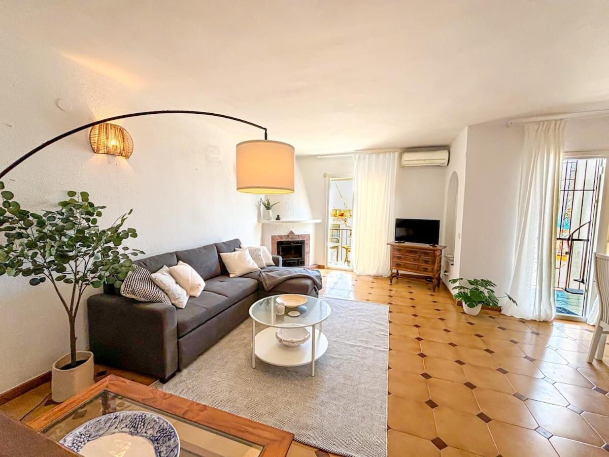 A2407 Charming Townhouse With Sea Views And Pool * Nerja