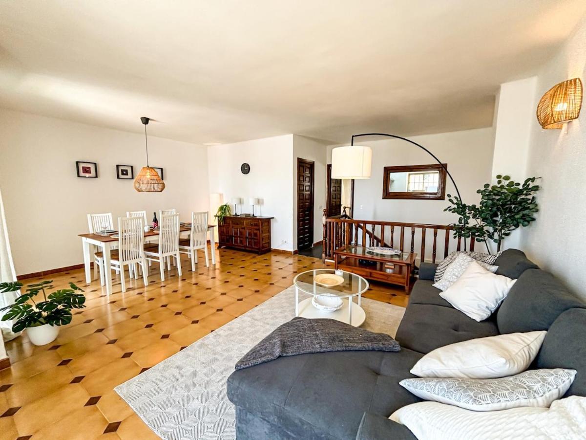 A2407 Charming Townhouse With Sea Views And Pool * Nerja