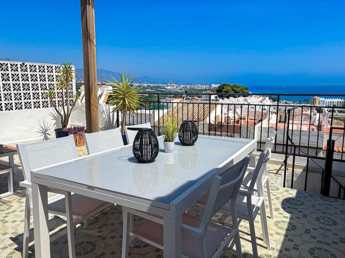 A2407 Charming Townhouse With Sea Views And Pool Holiday home *